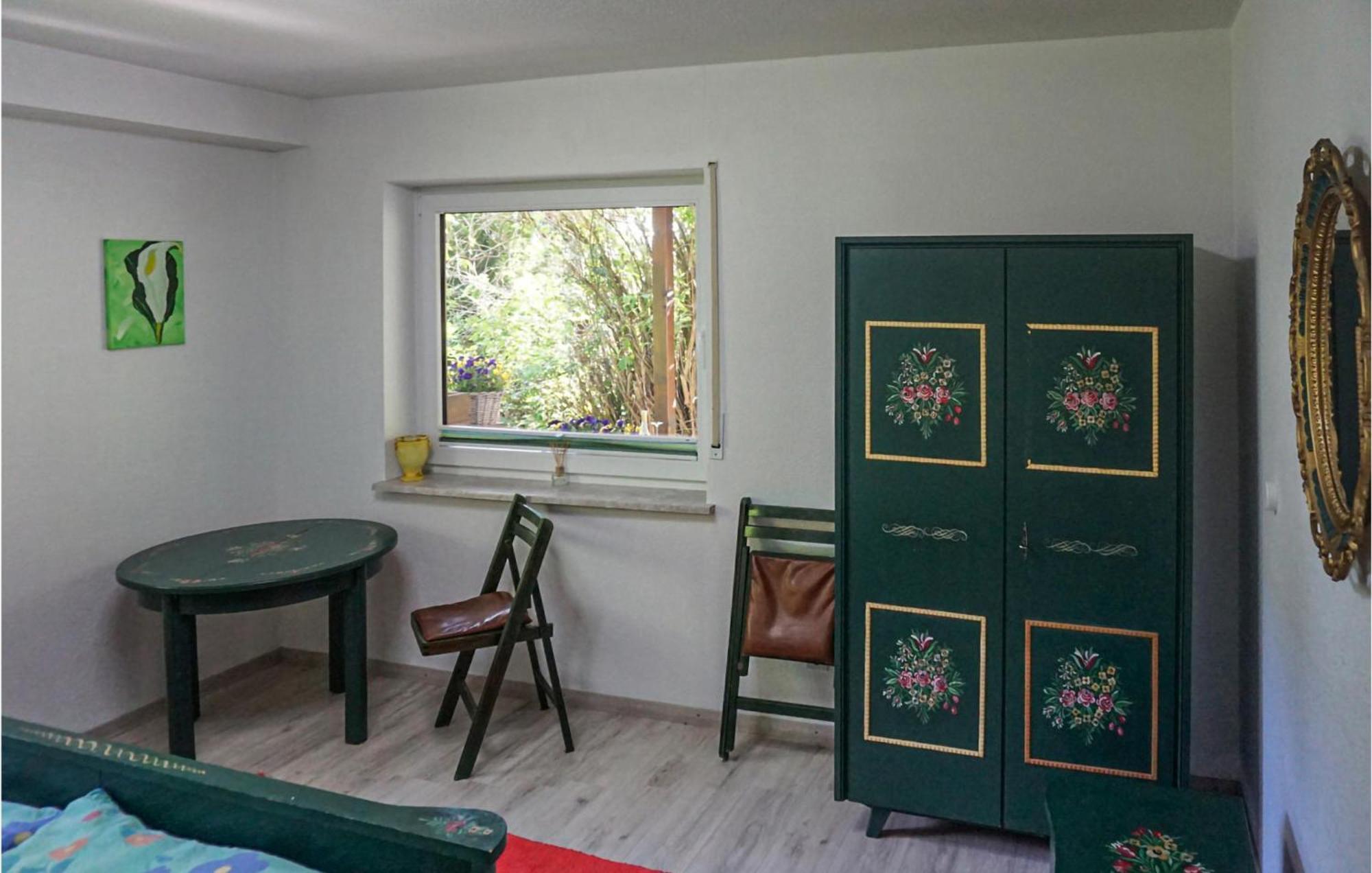 Amazing Apartment In Hinterweidenthal With Wifi Exterior foto